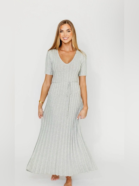 Worth Collective Dresses & Skirts - Worth Collective Oakley Light Gray Ribbed Knit Maxi Dress with Waist Tie